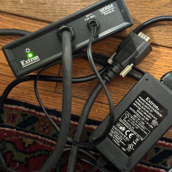 Extron P/2 DA2 PLUS Dual Output VGA/DVI Distribution Amplifier Splitter Amp - Picture 8 of 11